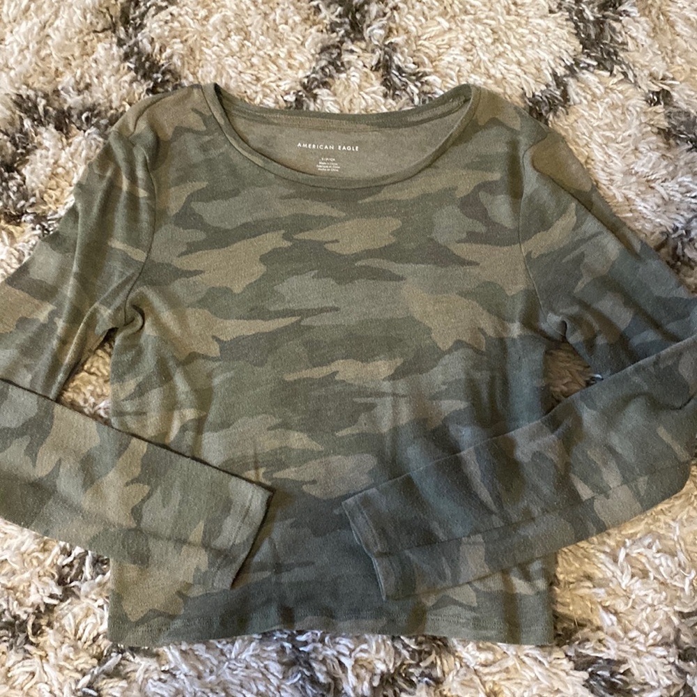American Eagle Camo Long Sleeve